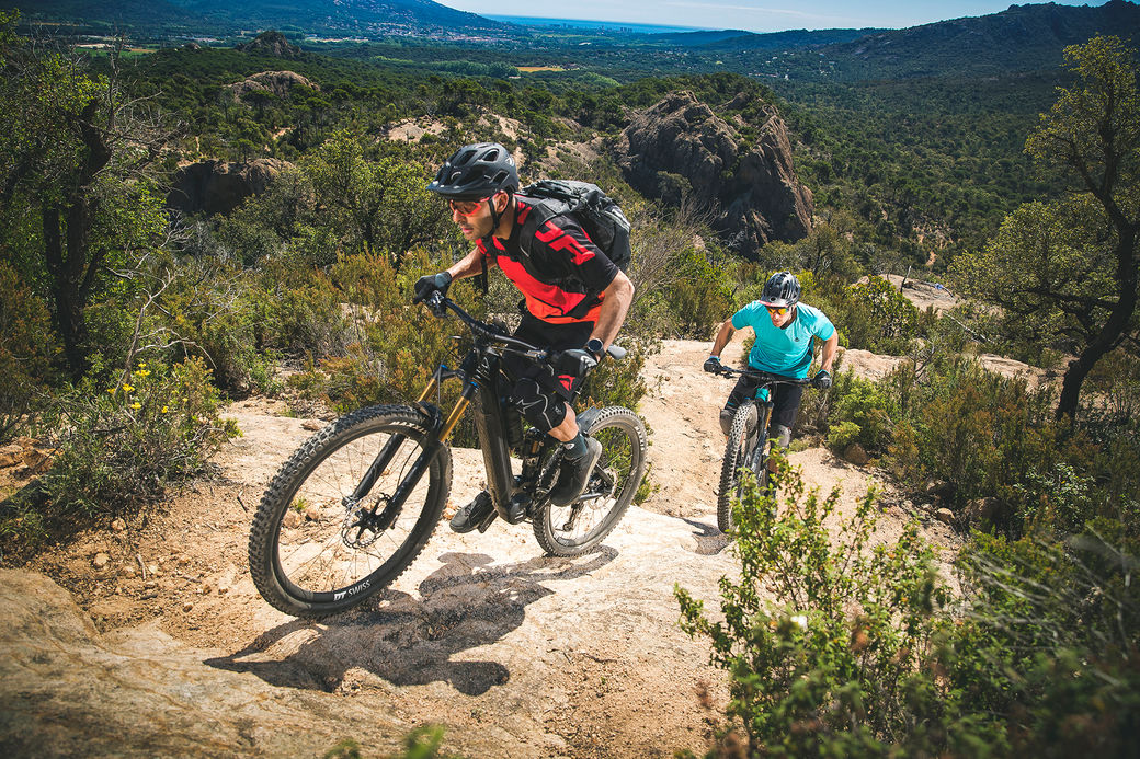 Why Fat-Tyre E-Bikes Are Perfect for the South Coast