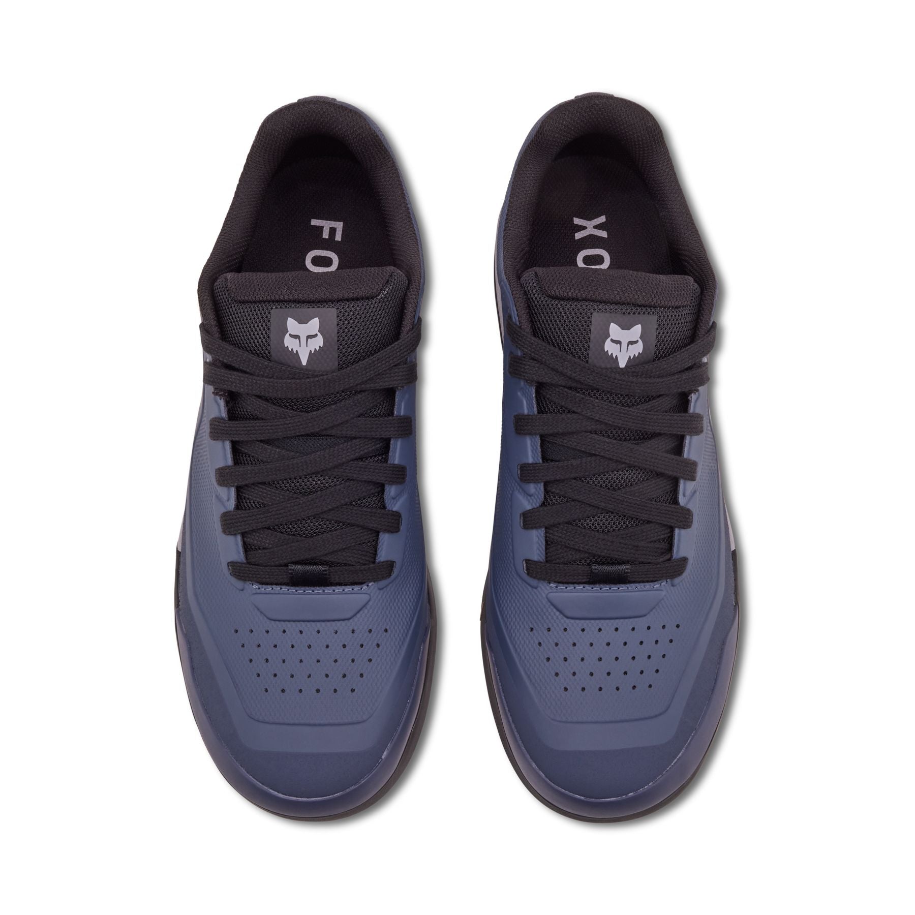 Close-up of the Ultratac™ rubber sole with engineered tread for superior grip.