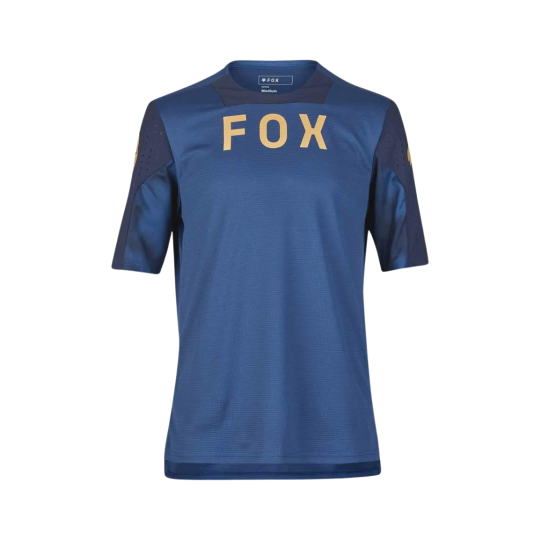 Front view of the FOX Defend SS Jersey Race in Indigo showcasing its fit.