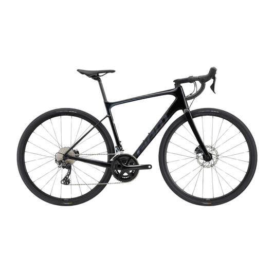 Side view of the Giant Defy Advanced 1 in Carbon/Starry Night with sleek geometry.